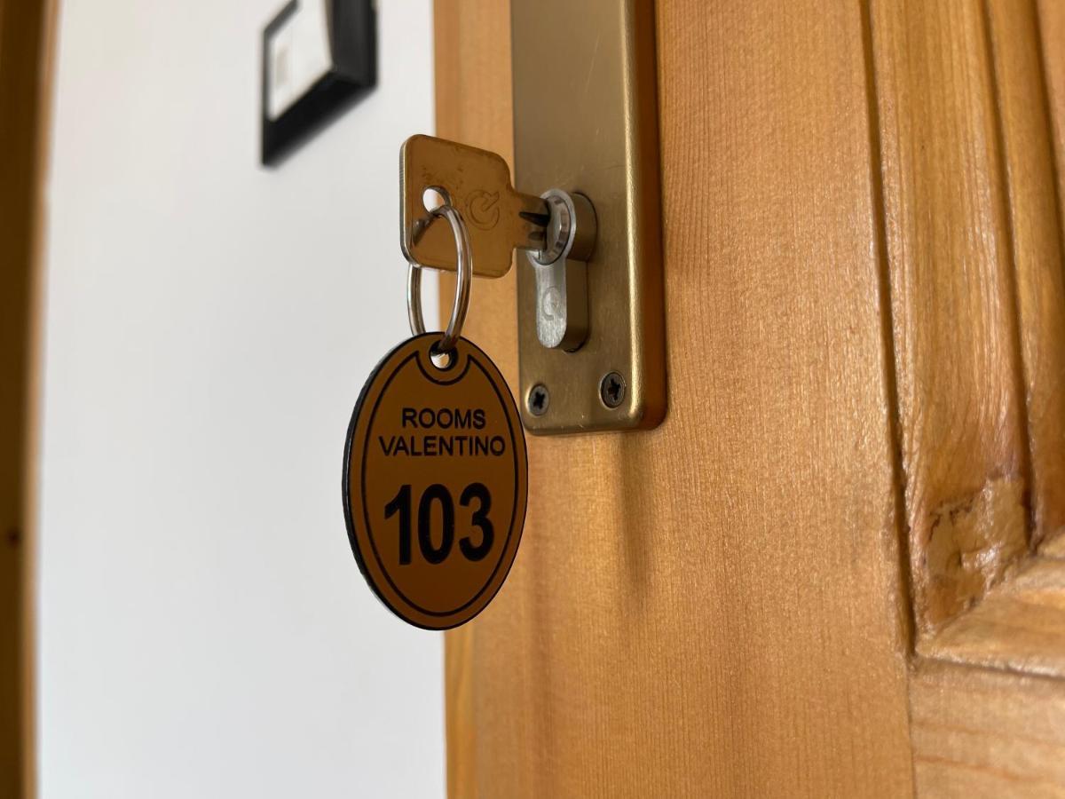 פורץ Rooms Valentino מראה חיצוני תמונה